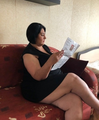 Я опытна и креативна, все твои сексуальные желания будут исполнены безупречно. У меня красивое тело, которое я с радостью покажу на фото. Я живу в Москве и готова предложить тебе незабываемые встречи, полные страсти и удовольствия. Мои услуги включают классический секс, оральный секс, массаж и многое другое. У меня есть положительные отзывы от довольных клиентов, которые говорят о моей высокой профессиональности и сексуальном таланте. Ты не пожалеешь, если выберешь меня в качестве своей партнерши на ночь. Жду тебя, чтобы воплотить в жизнь наши совместные фантазии. 💋 12650, 41 год